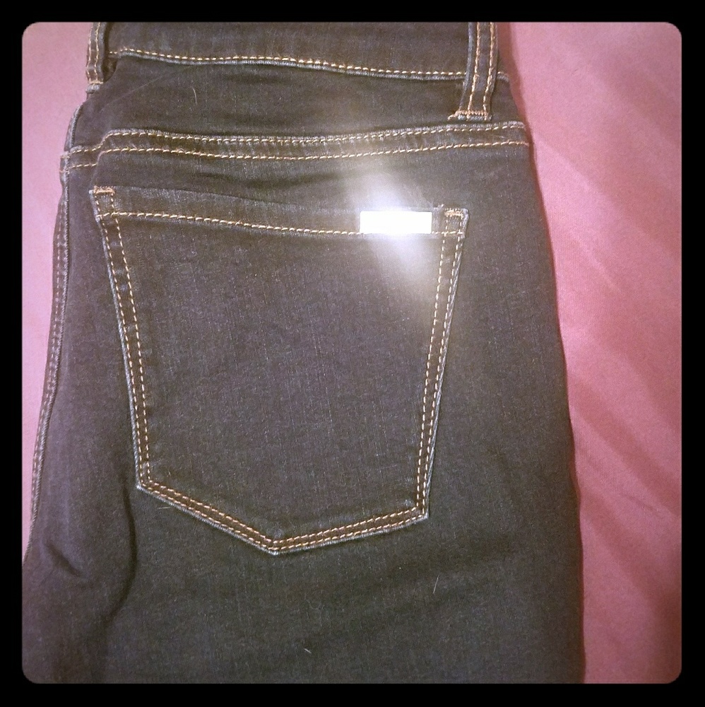 Sz 4 Dark wash White House Black Market Jegging